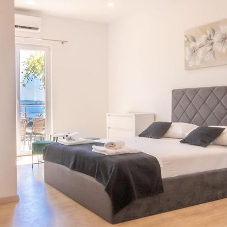 Apartment Cvita Free Beach Parking Makarska Esterno foto