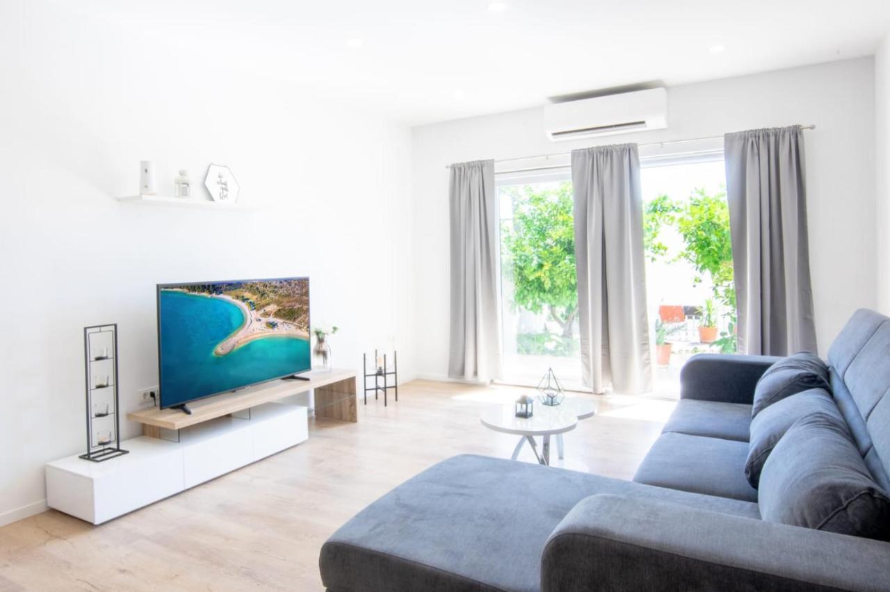 Apartment Cvita Free Beach Parking Makarska Esterno foto